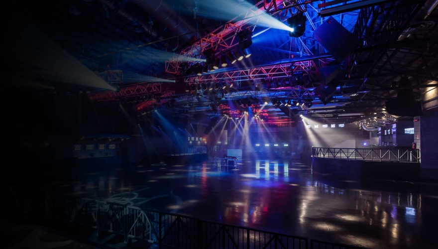 Scegli Ncc come tuo transfer per raggiungere l’Alcatraz Milano