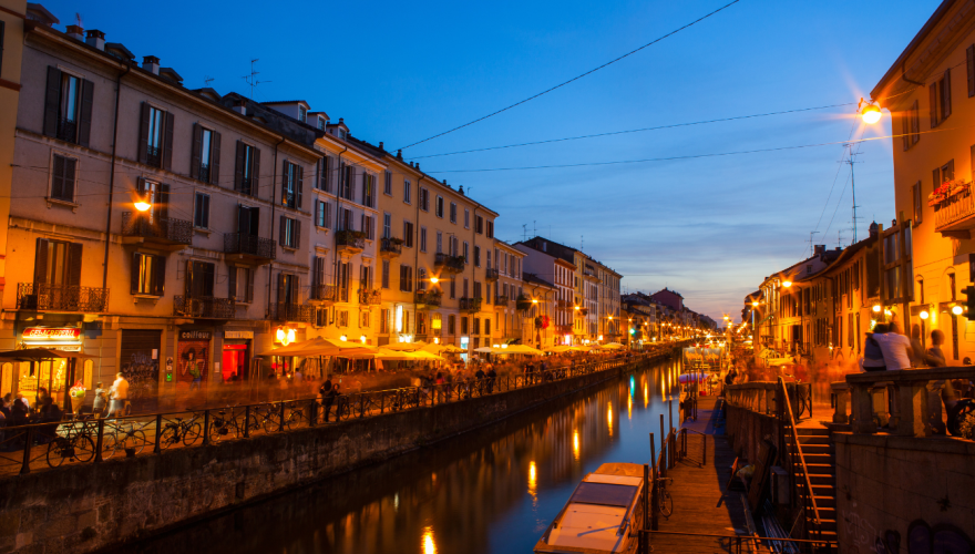 Transfer da Milano a Navigli: scopri la movida milanese con stile